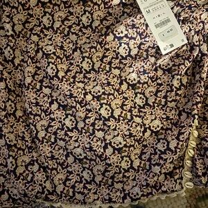 Floral skirt with shell detail